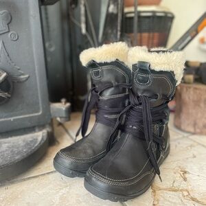 Merrell Black Insulated Winter Boots